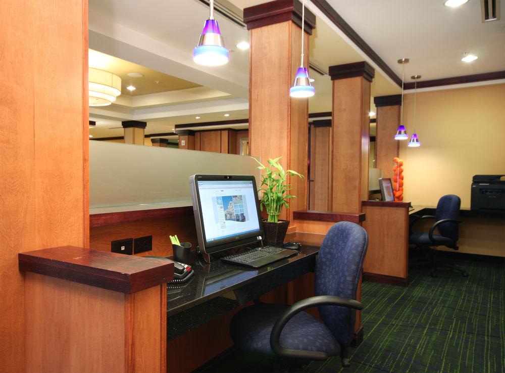 Fairfield Inn & Suites By Marriott Маува Экстерьер фото
