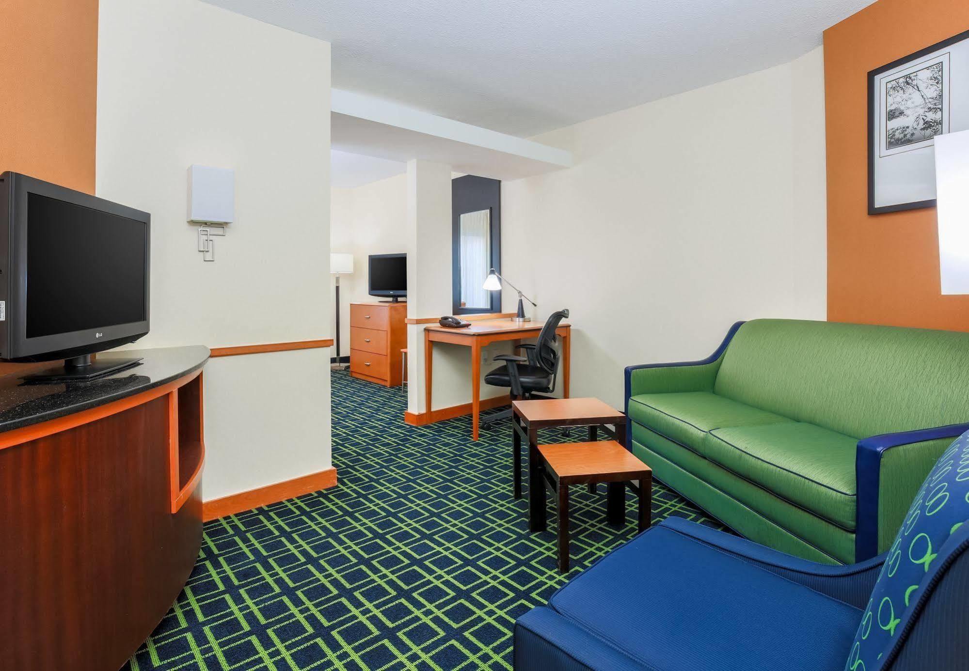 Fairfield Inn & Suites By Marriott Маува Экстерьер фото